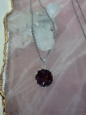 
                  
                    Amethyst Circle pendant with chain - silver
                  
                