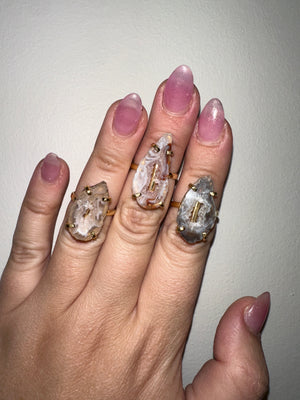 
                  
                    Geode Slice Simple band ring - Gold
                  
                