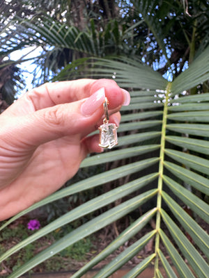 
                  
                    Clear Quartz Faceted Earring Droppers - gold
                  
                