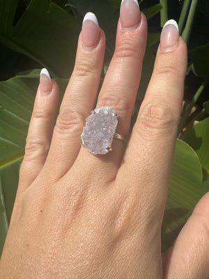 
                  
                    Aura Amethyst single band ring - Silver
                  
                