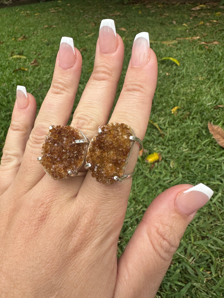 
                  
                    Raw Citrine Arc ring - silver
                  
                
