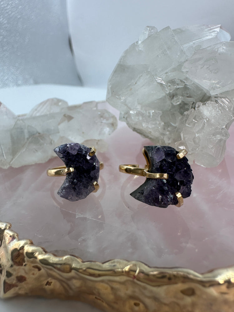 
                  
                    Amethyst gold simple band ring - Moon
                  
                
