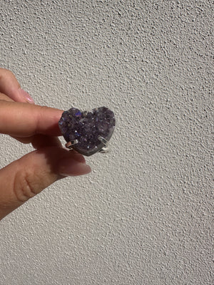 
                  
                    Amethyst Aura Heart Arc ring - Silver
                  
                